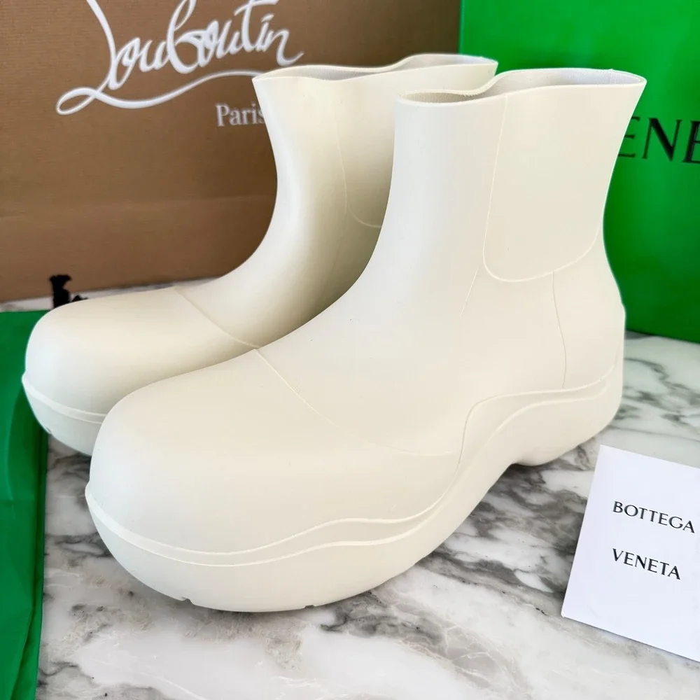 Bottega Veneta 640043 Men's‎ White Puddle Ankle Boots, sz 46